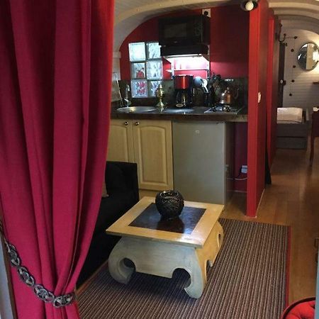 Saint-Florent-sur-Cher Roulotte - Le Domaine Des Ecrevisses酒店 外观 照片